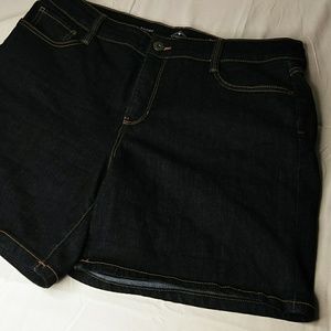 Looks New Denim Jean Shorts St. John's Bay